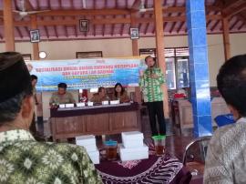 Sosialisasi Umbul-Umbul Podang Ngisep Sari dan Gapura Lar Badak Dari Dinas Kebudayaan Kabupaten Gunu